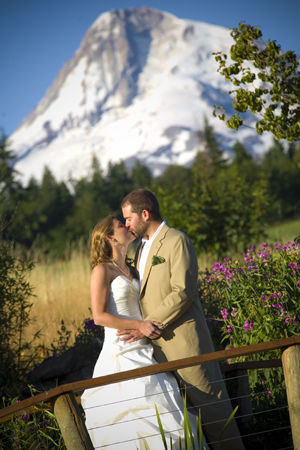 Mt Hood Wedding Photos, Oregon Outdoor Wedding Sites